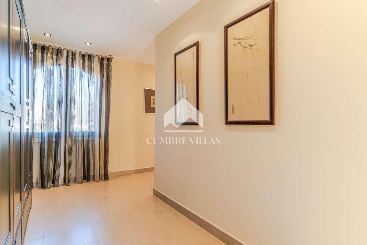 Villa for Sale in Almuñécar