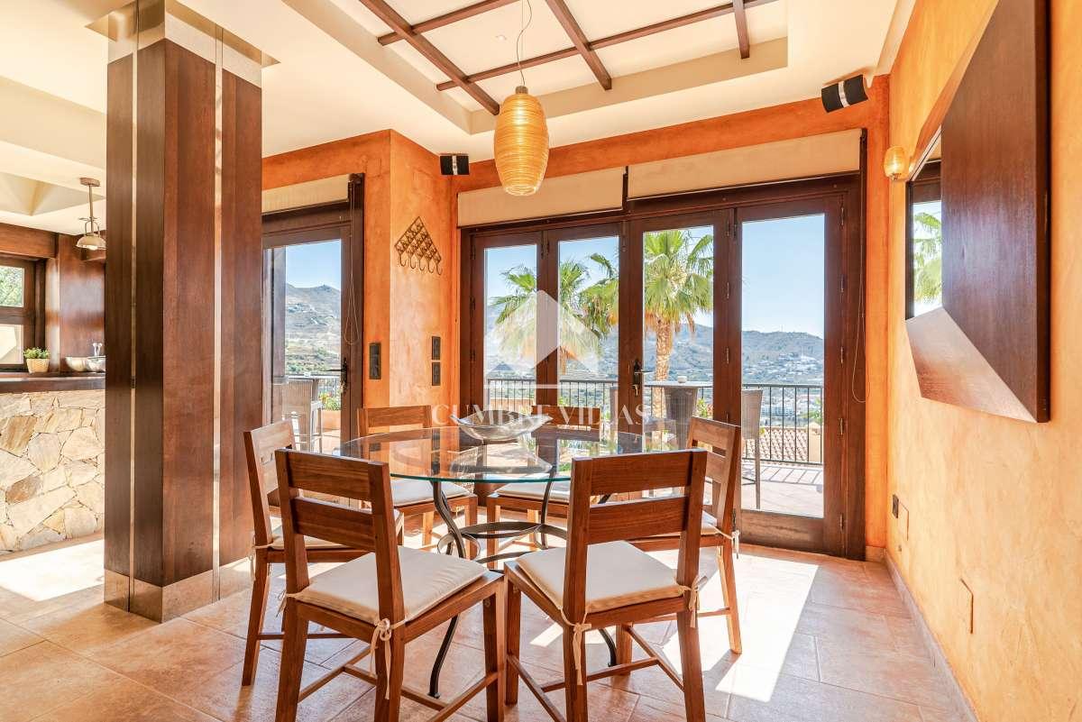Villa for Sale in Almuñécar