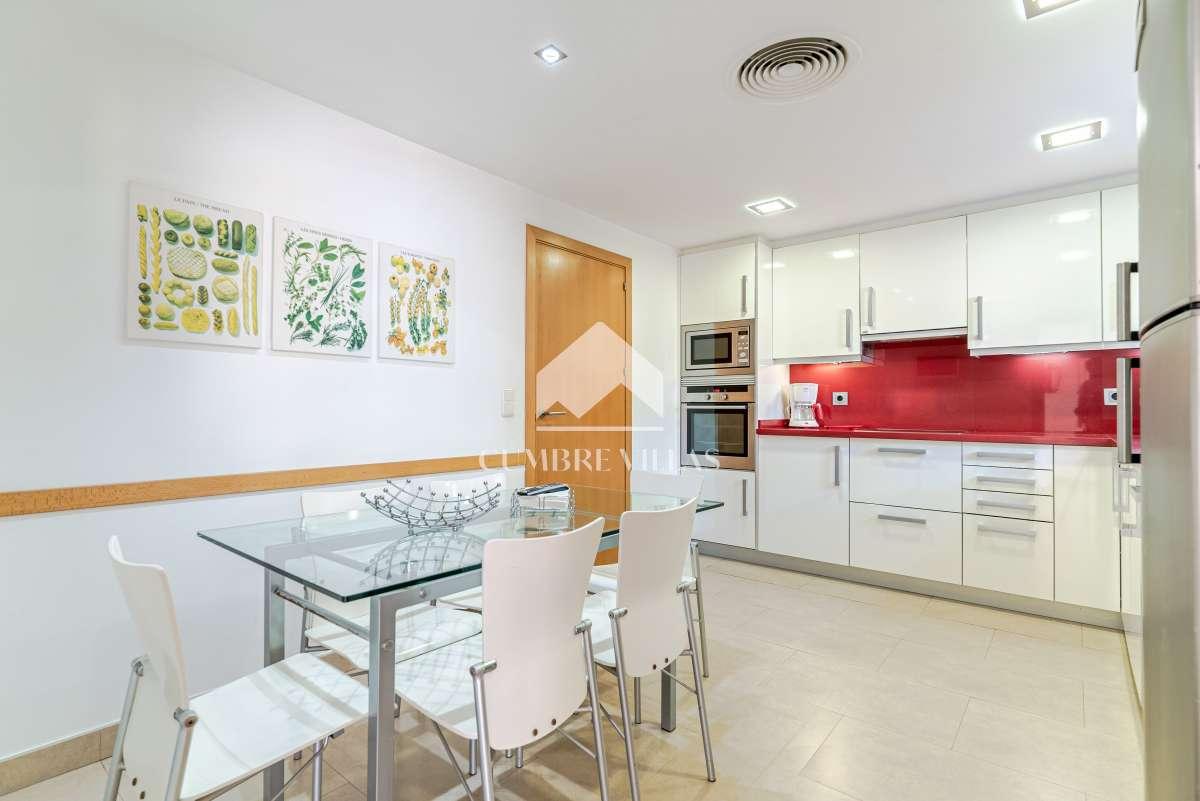 Villa for Sale in Almuñécar