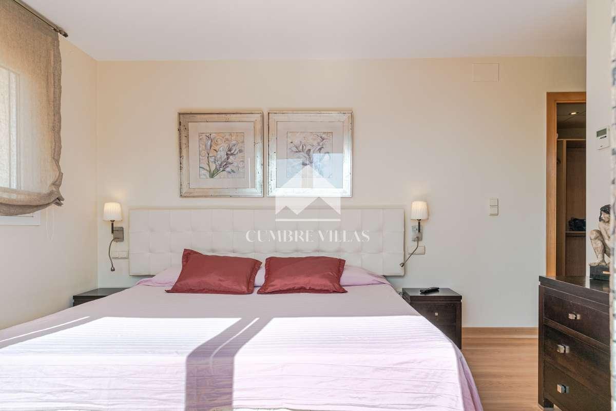Villa for Sale in Almuñécar