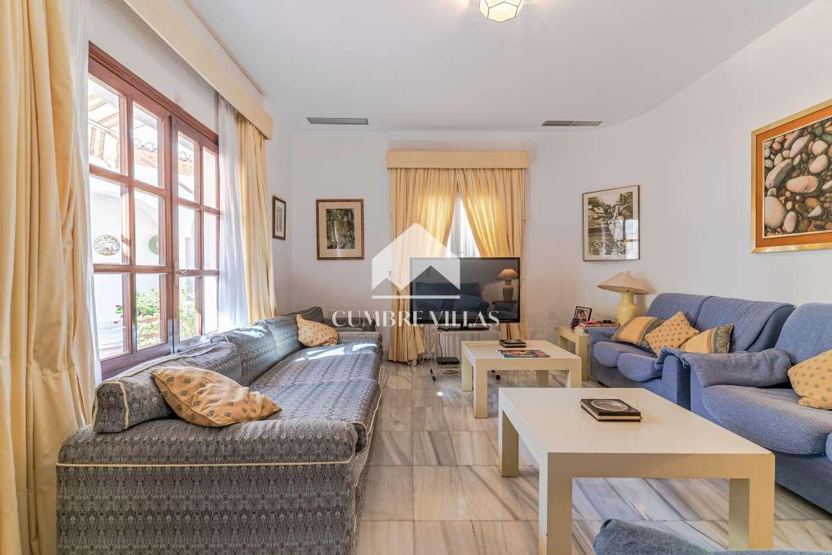Villa for Sale in Salobreña
