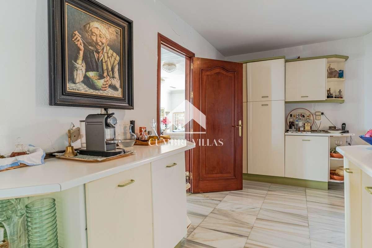 Villa for Sale in Salobreña