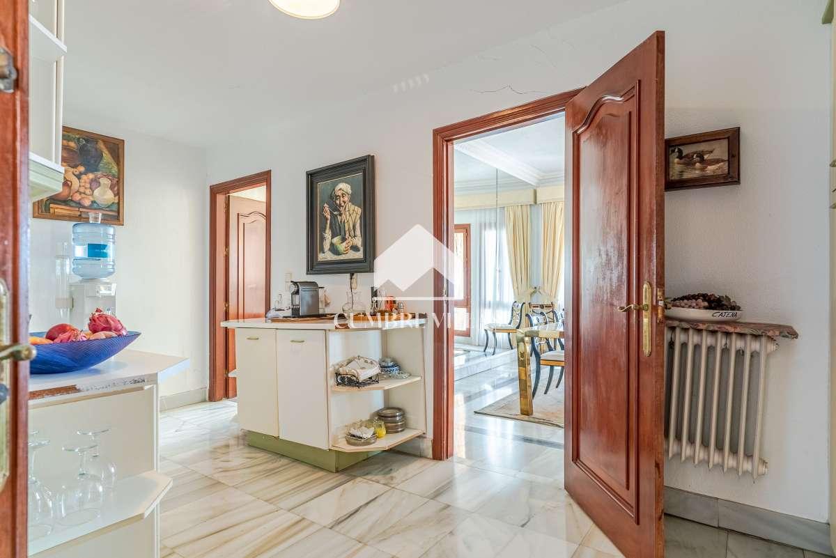 Villa for Sale in Salobreña