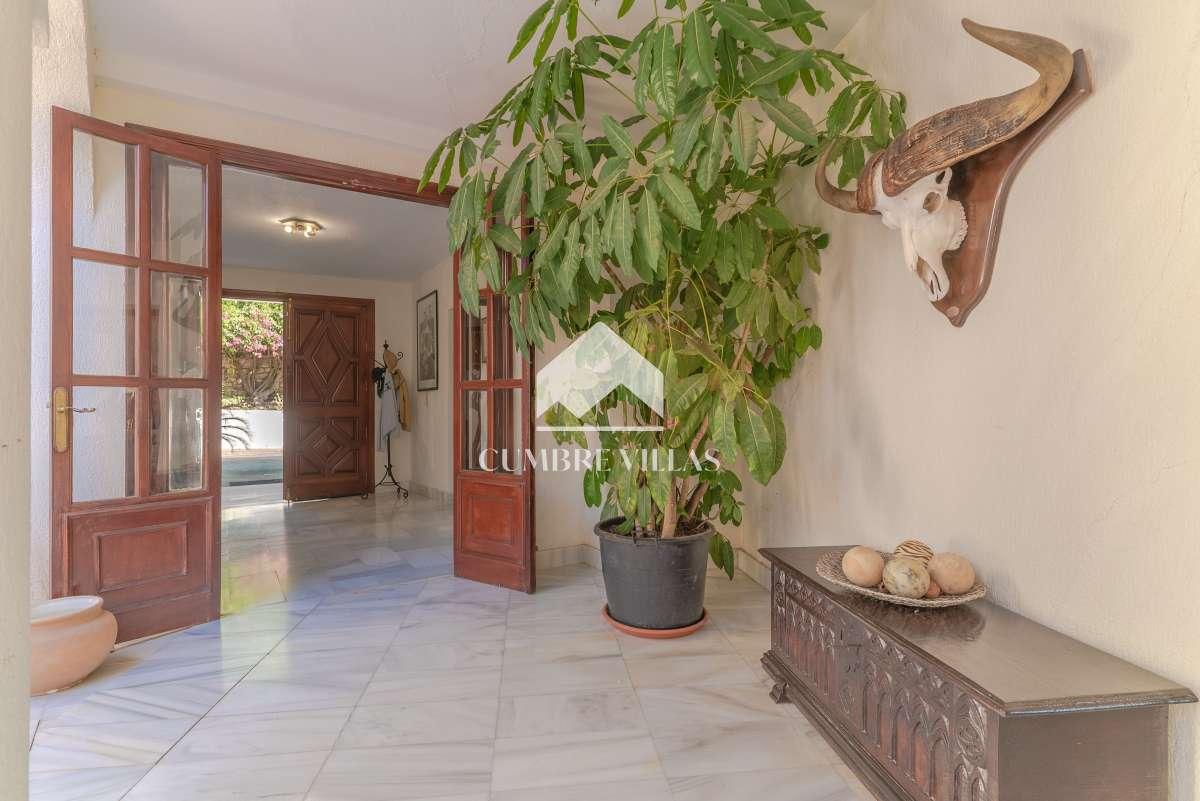Villa for Sale in Salobreña