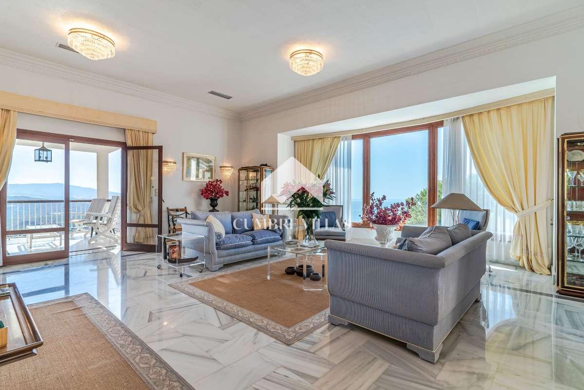Villa for Sale in Salobreña