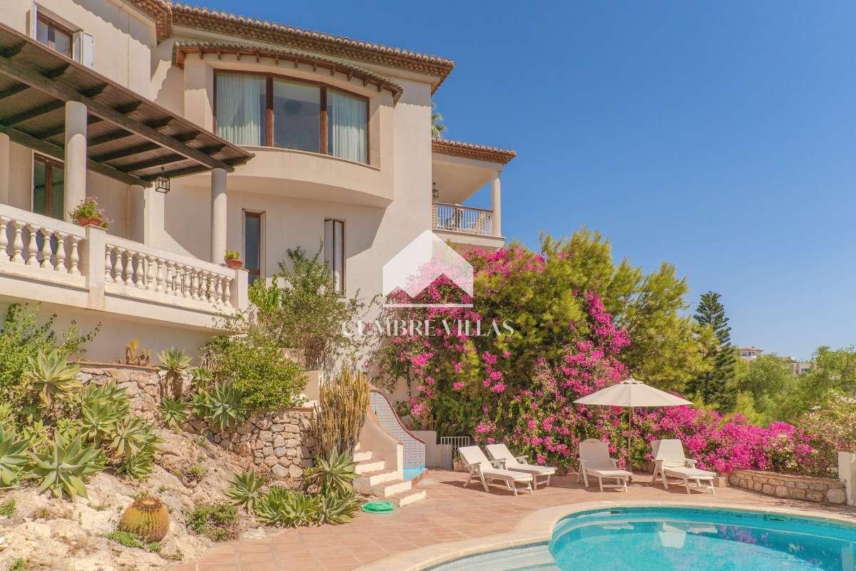 Villa for Sale in Salobreña