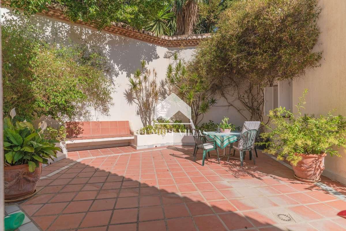 Villa for Sale in Salobreña