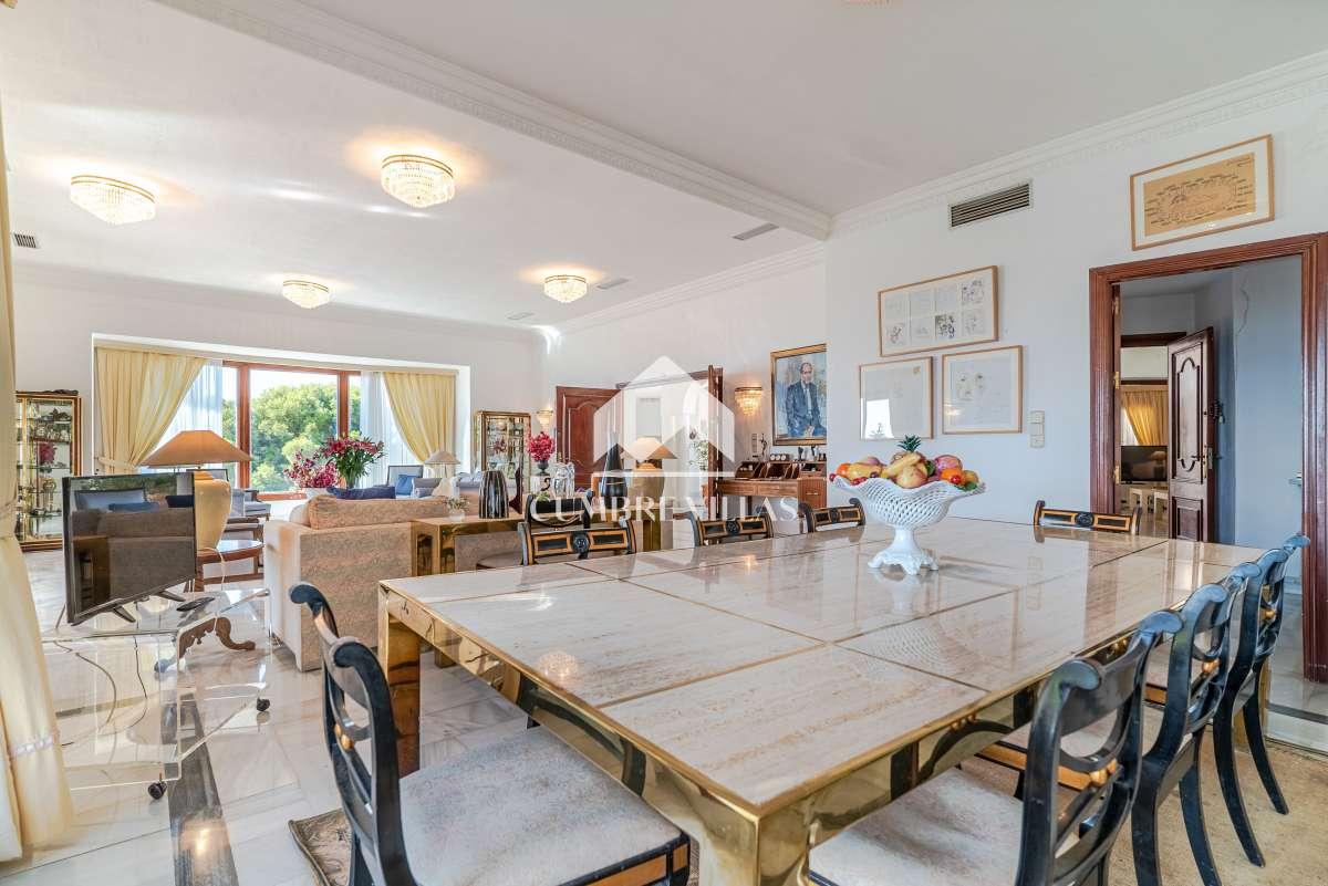 Villa for Sale in Salobreña