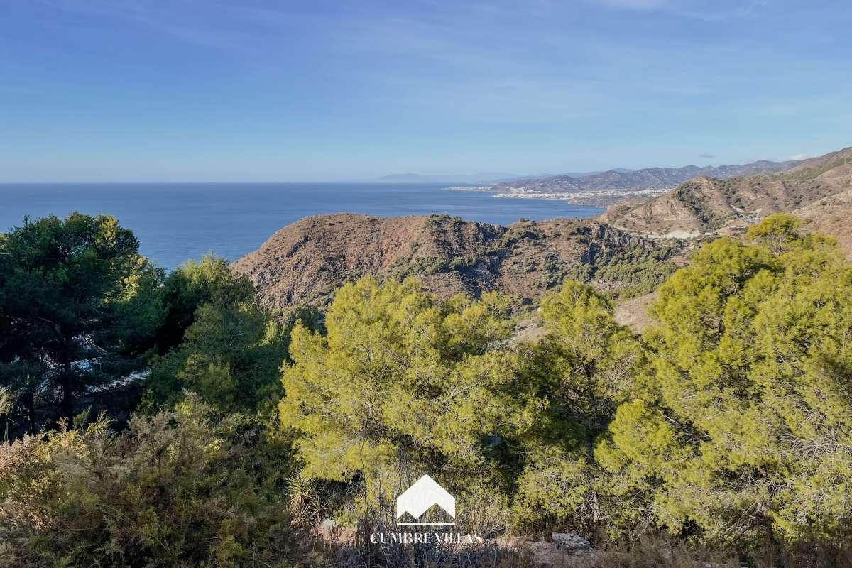 Plot for Sale in Almuñécar
