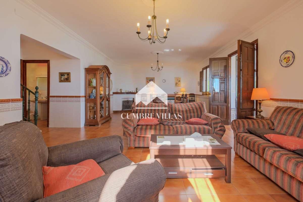 Villa for Sale in Nerja
