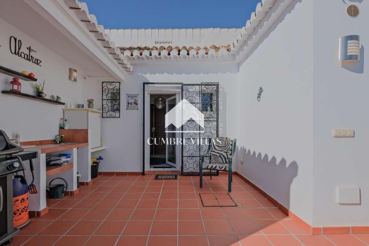 Villa for Sale in Almuñécar