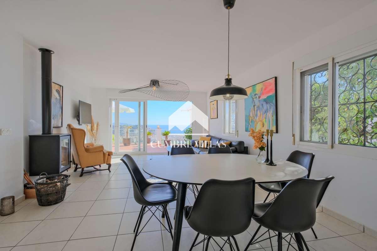 Villa for Sale in Almuñécar