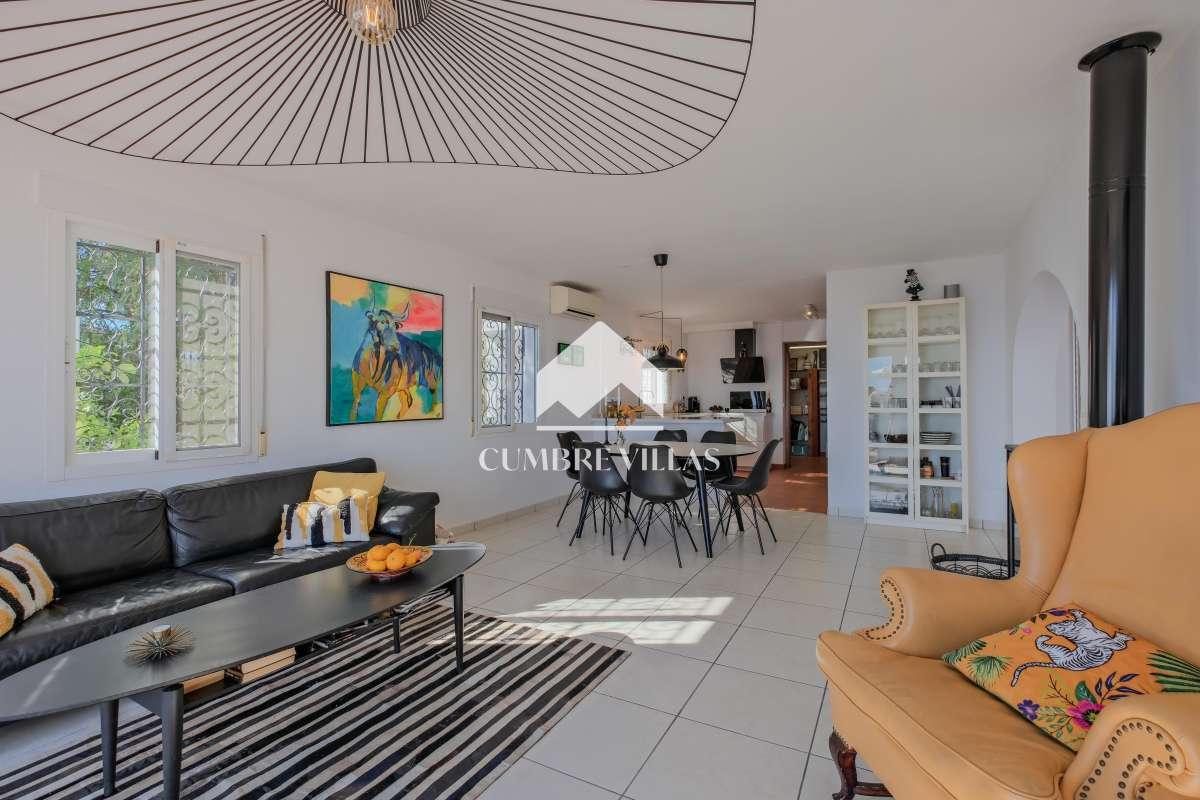 Villa for Sale in Almuñécar