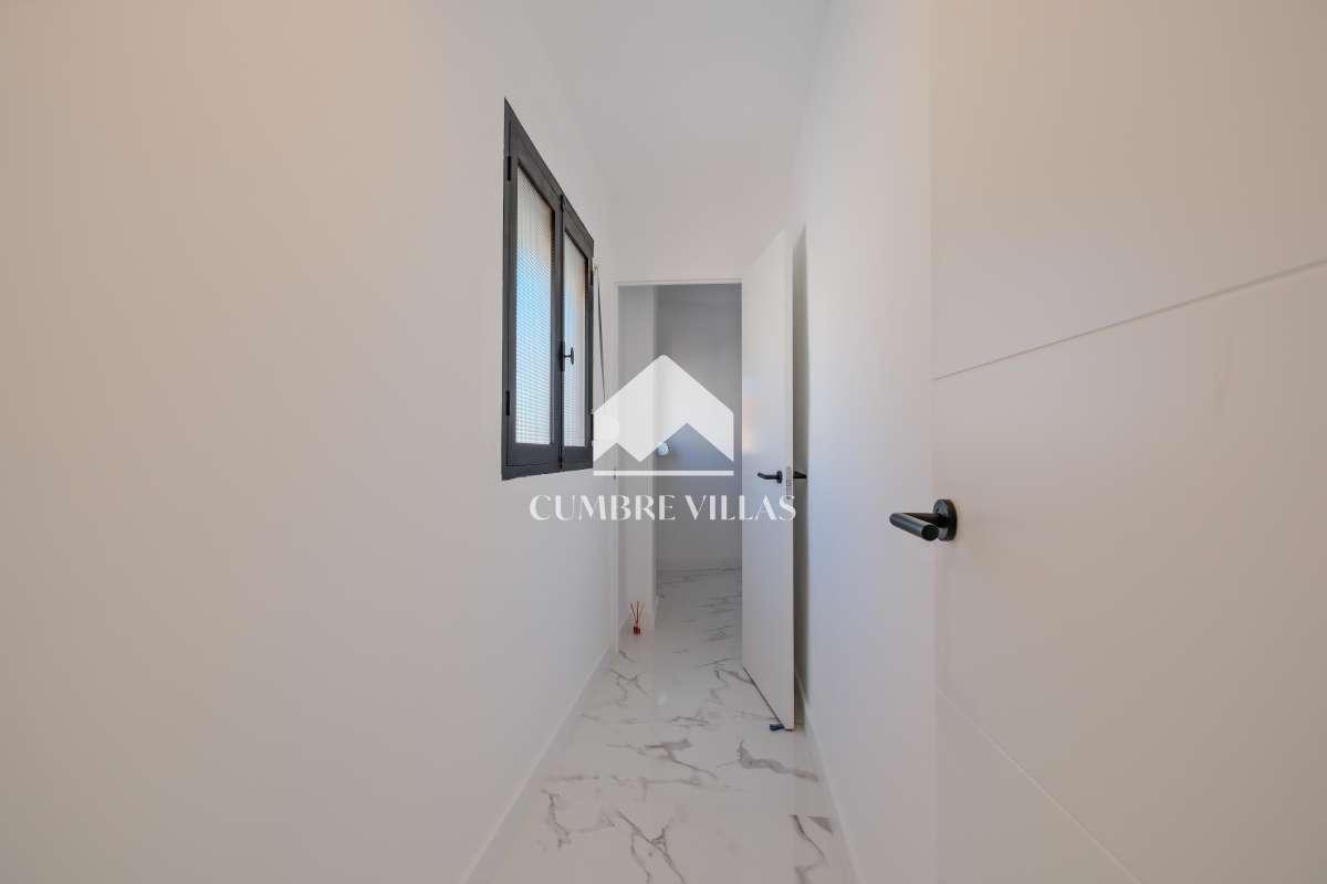 Apartment for Sale in Salobreña