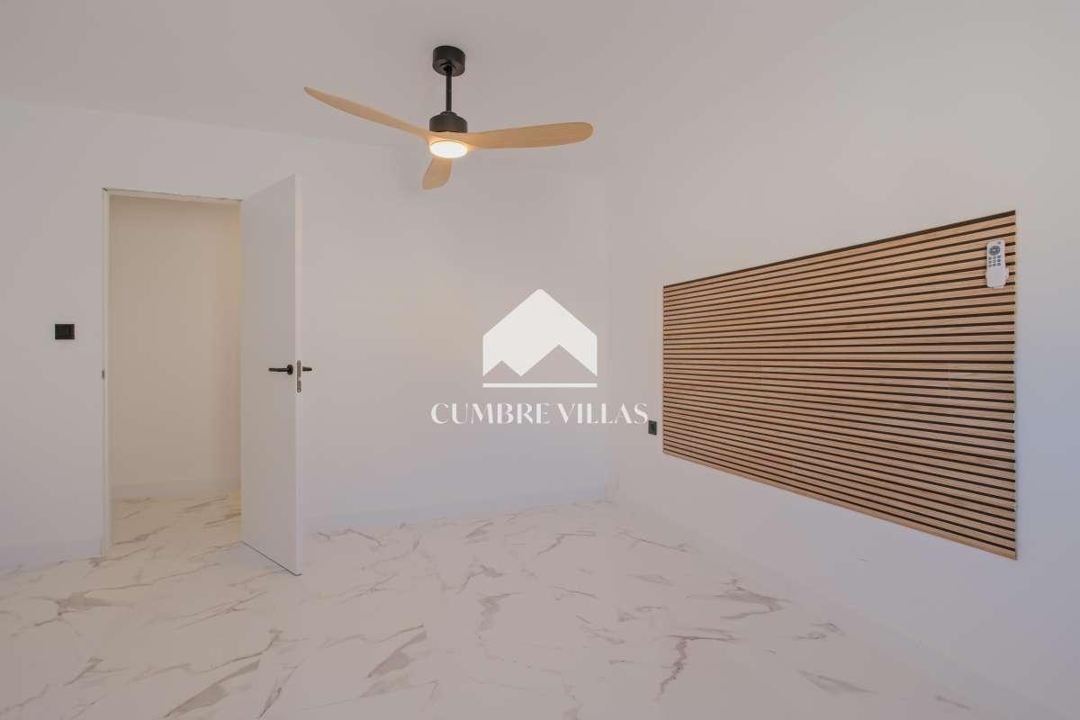 Apartment for Sale in Salobreña