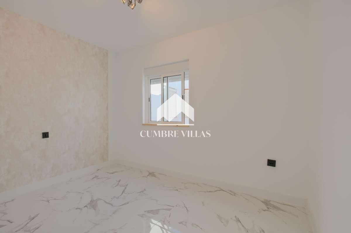 Apartment for Sale in Salobreña