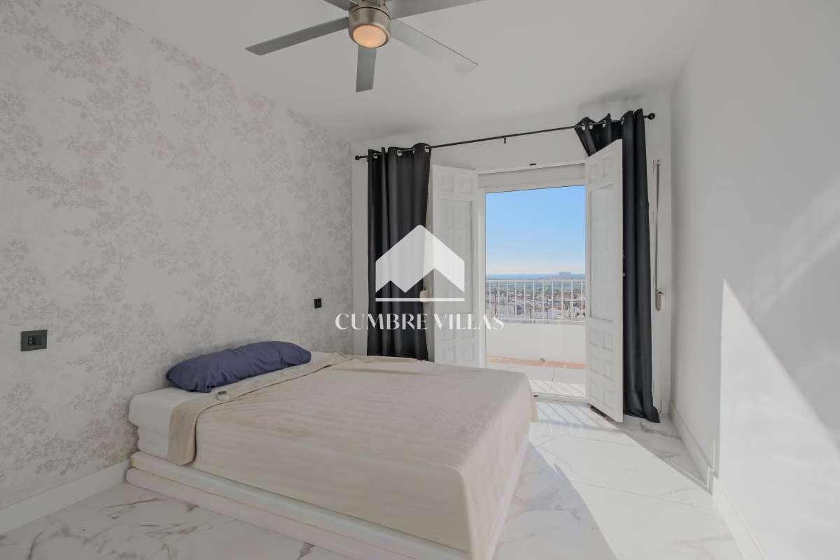 Apartment for Sale in Salobreña