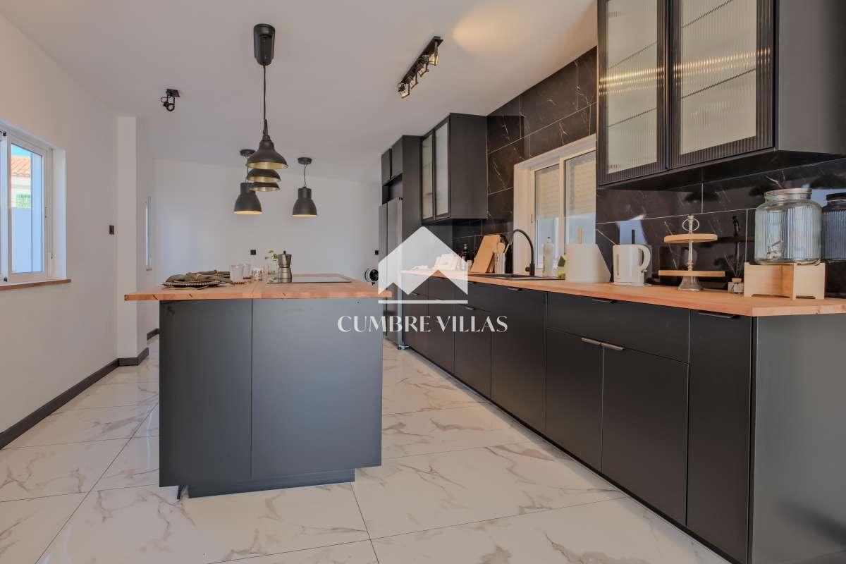 Apartment for Sale in Salobreña