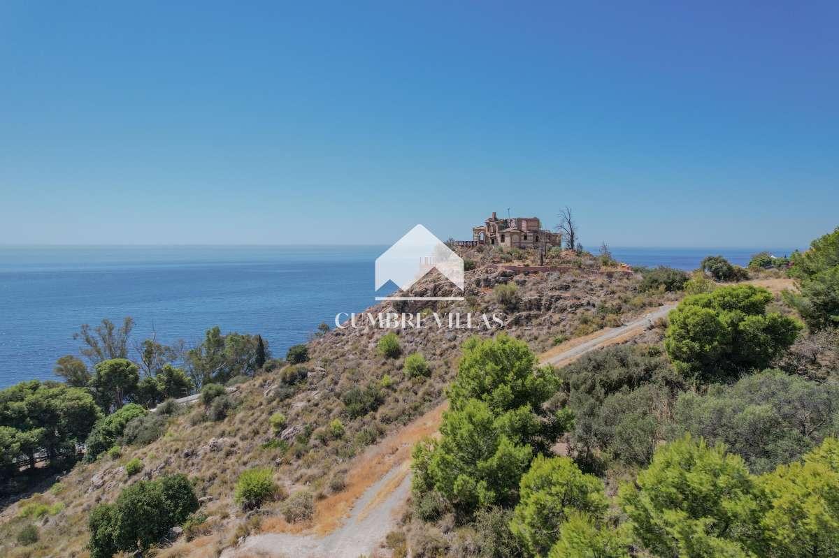 Villa for Sale in Salobreña