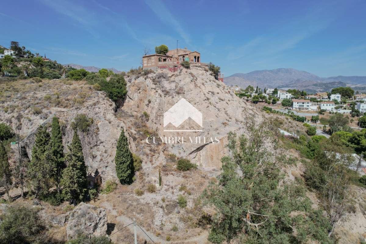Villa for Sale in Salobreña