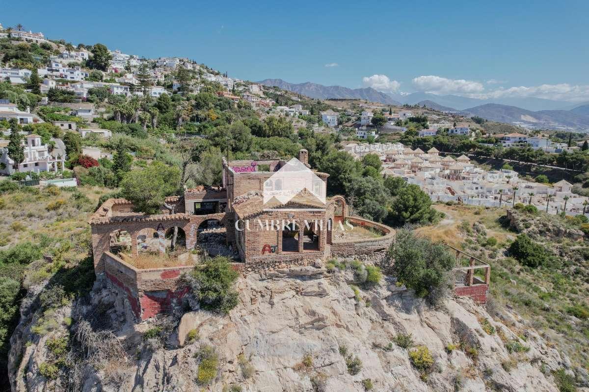 Villa for Sale in Salobreña