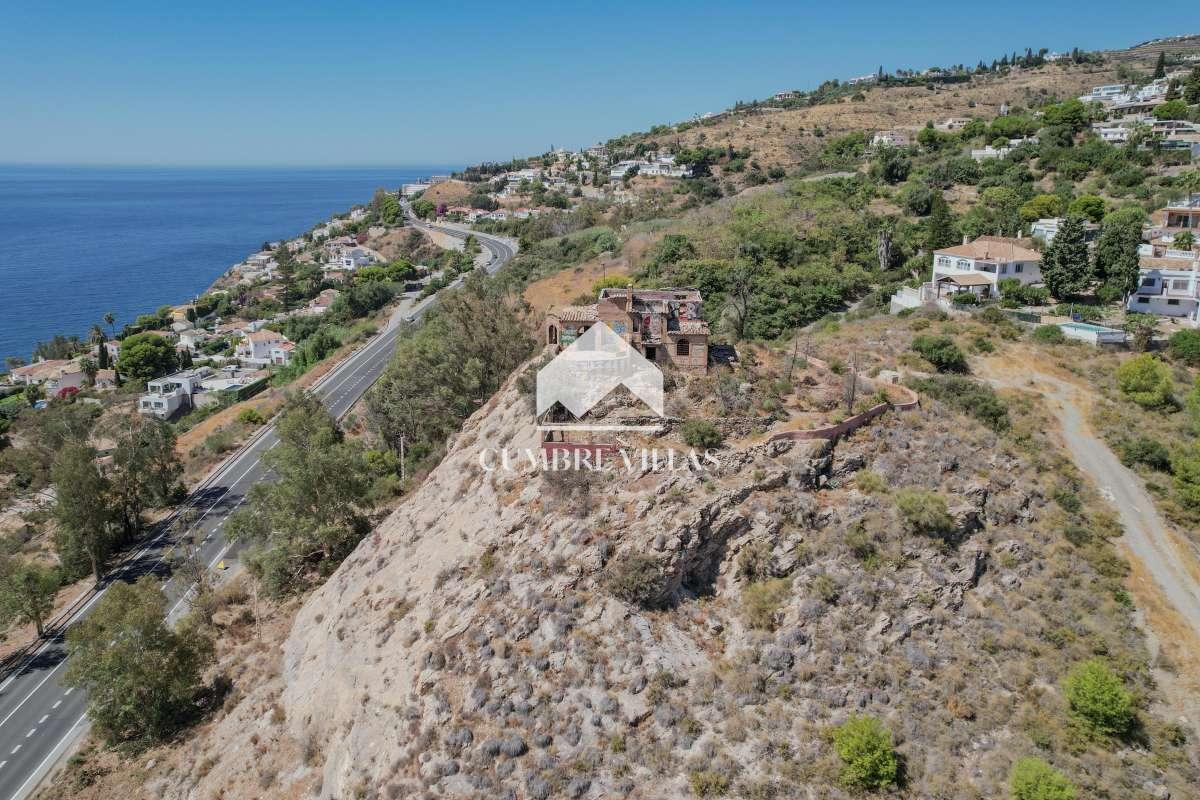 Villa for Sale in Salobreña