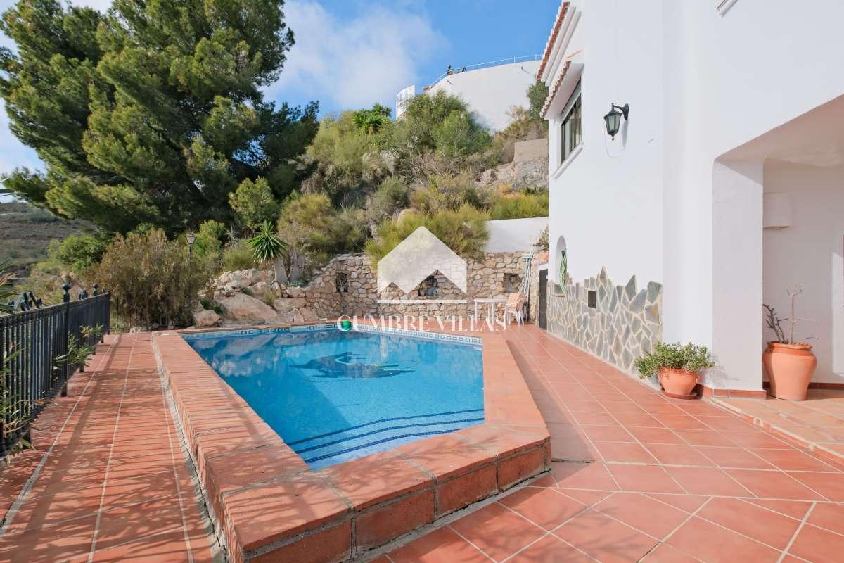 Villa for Sale in Salobreña