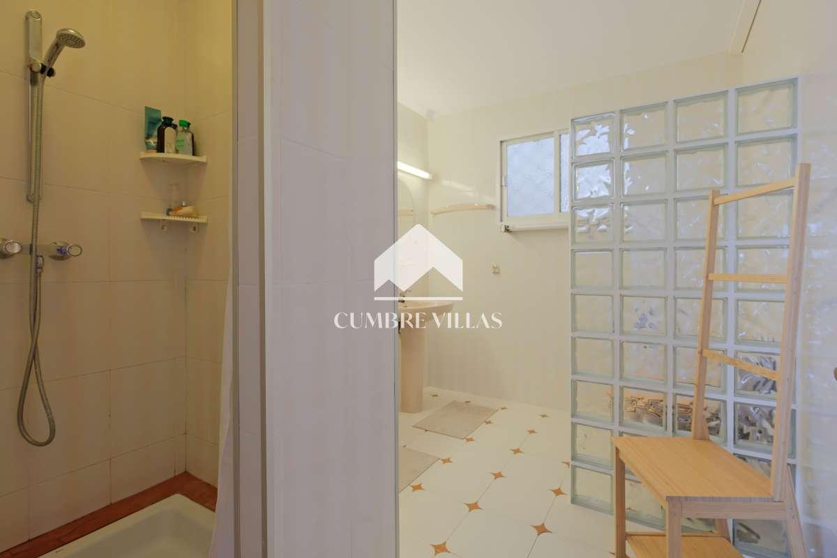 Villa for Sale in Salobreña