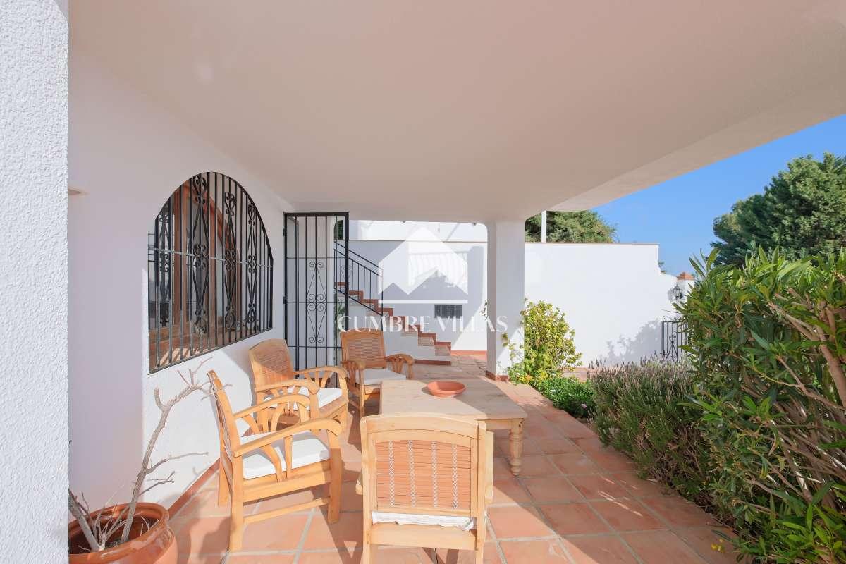 Villa for Sale in Salobreña