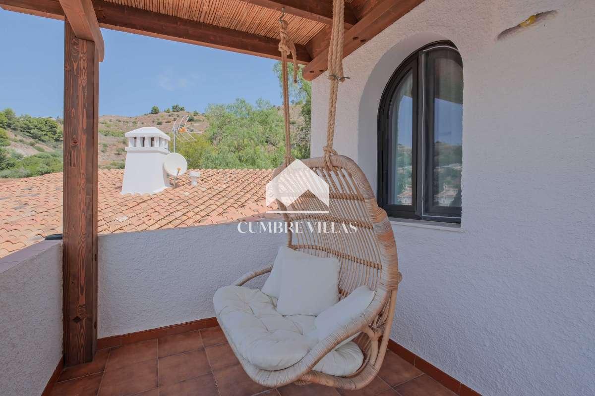 Villa for Sale in Almuñécar