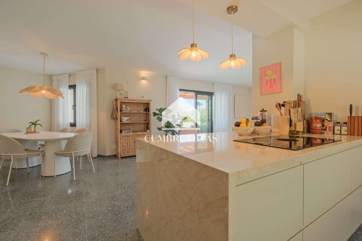 Villa for Sale in Almuñécar