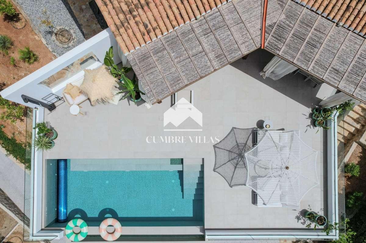 Villa for Sale in Almuñécar