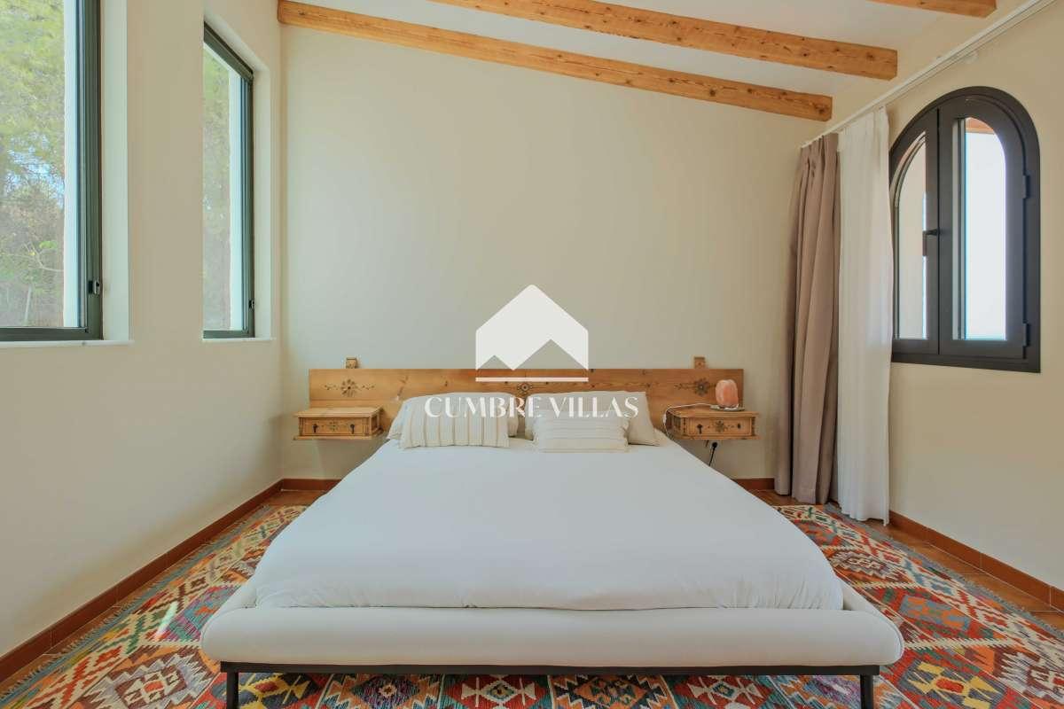 Villa for Sale in Almuñécar