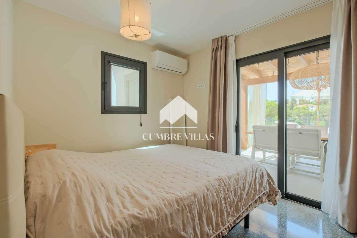 Villa for Sale in Almuñécar