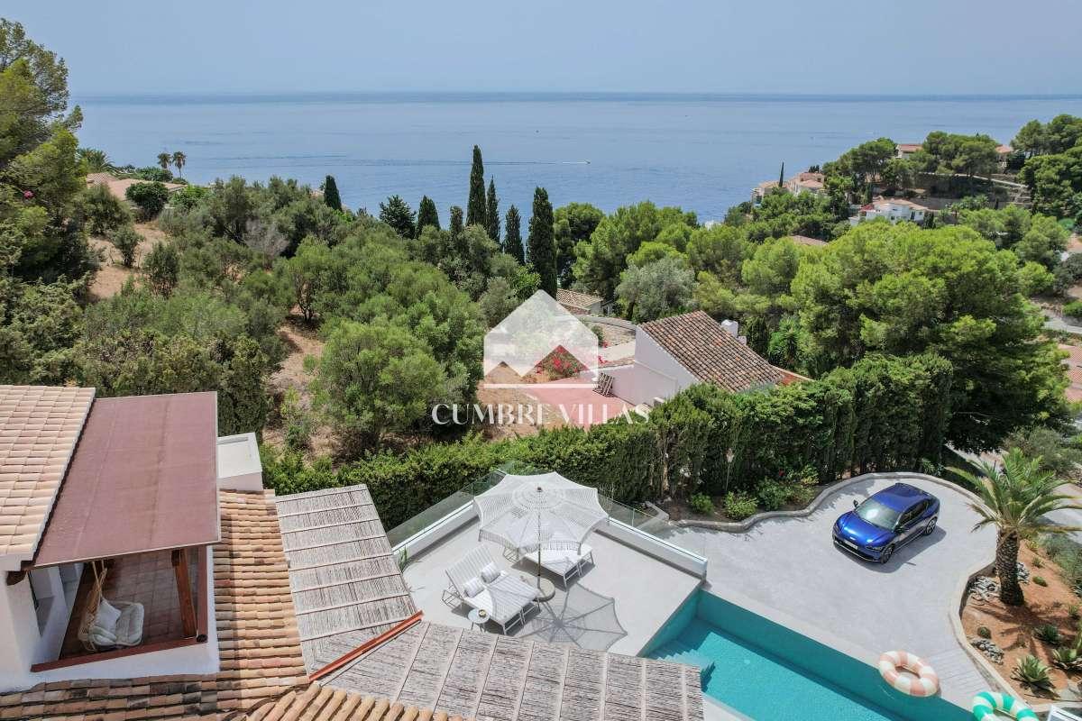 Villa for Sale in Almuñécar