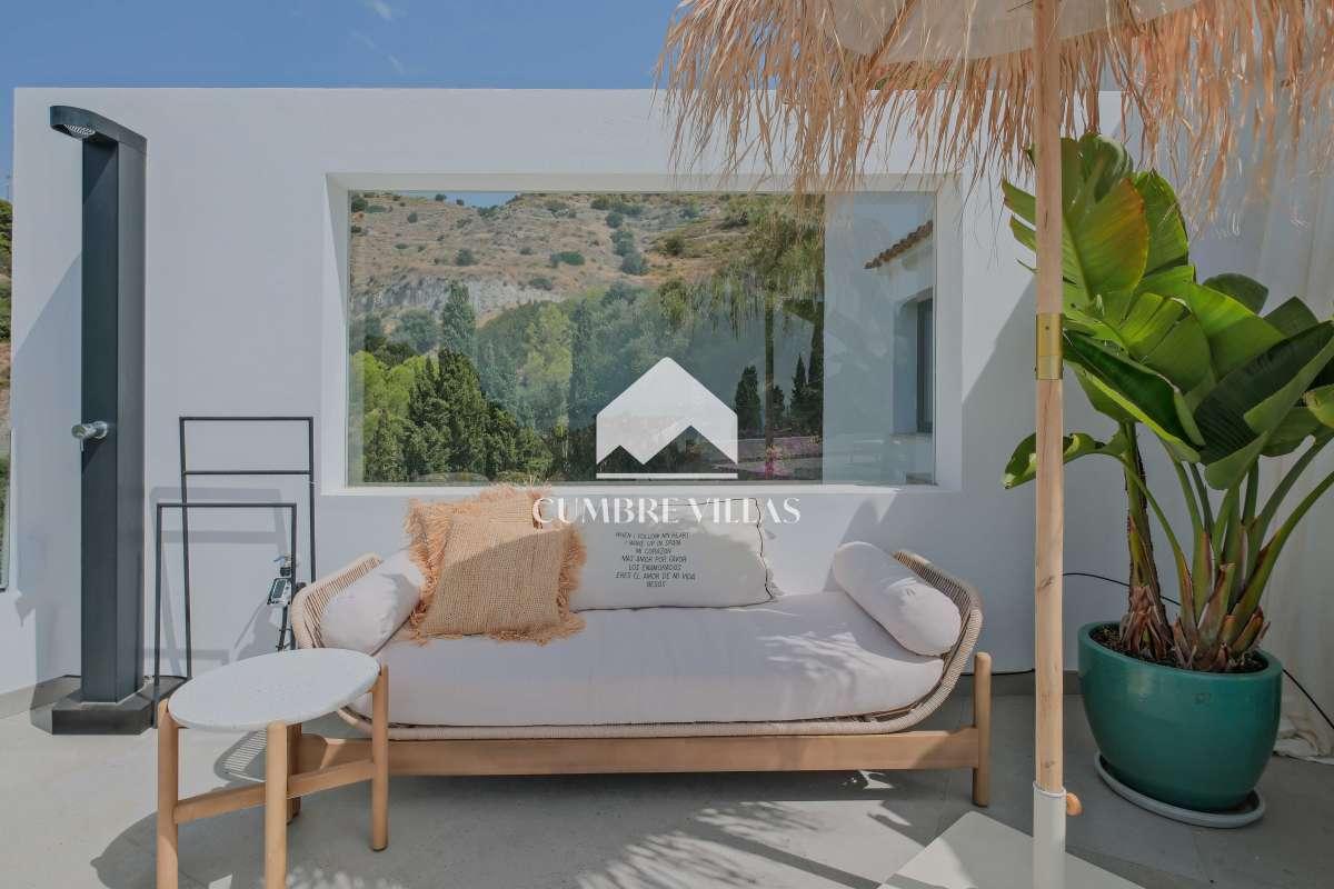 Villa for Sale in Almuñécar