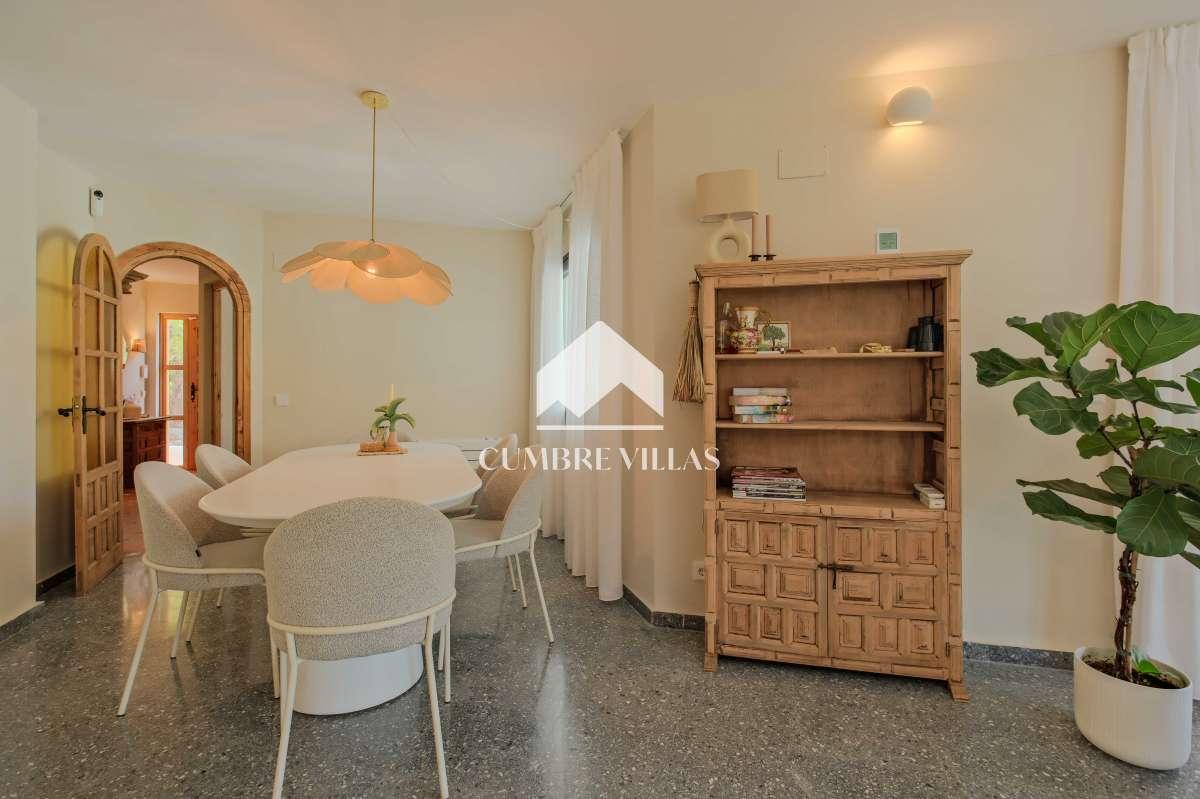 Villa for Sale in Almuñécar