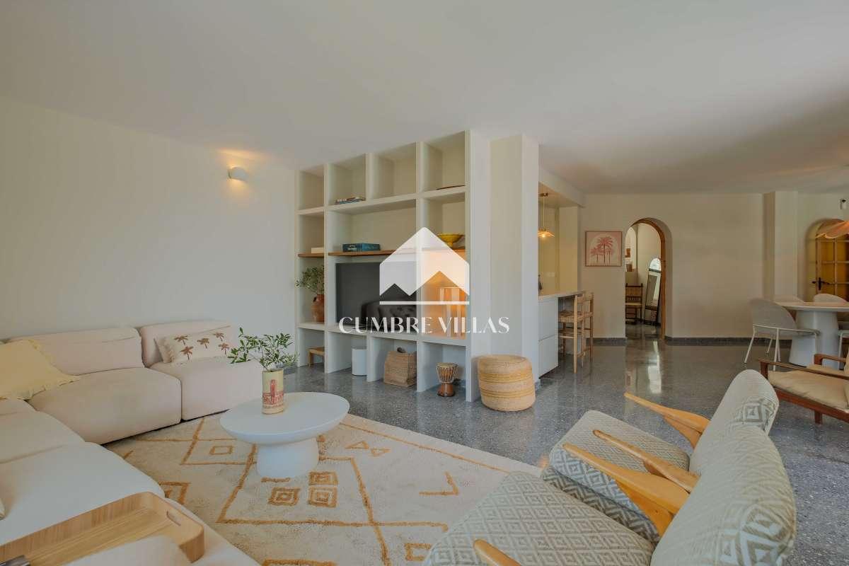 Villa for Sale in Almuñécar