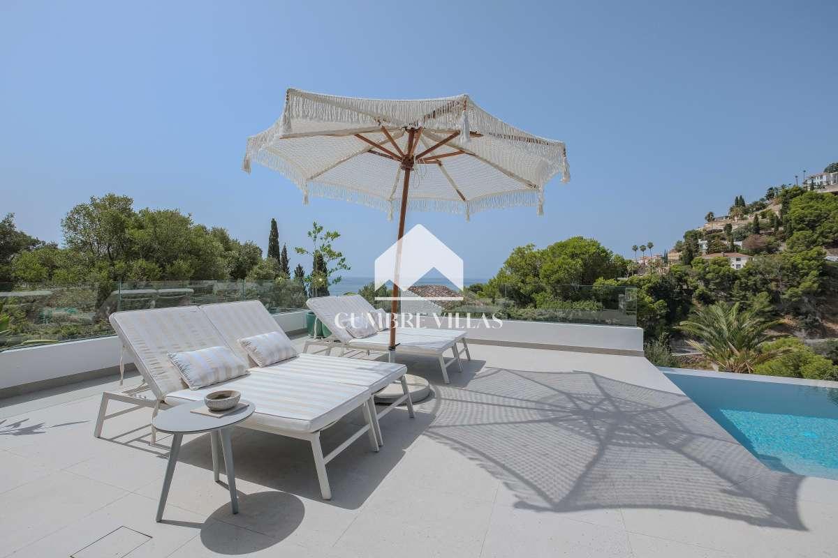 Villa for Sale in Almuñécar