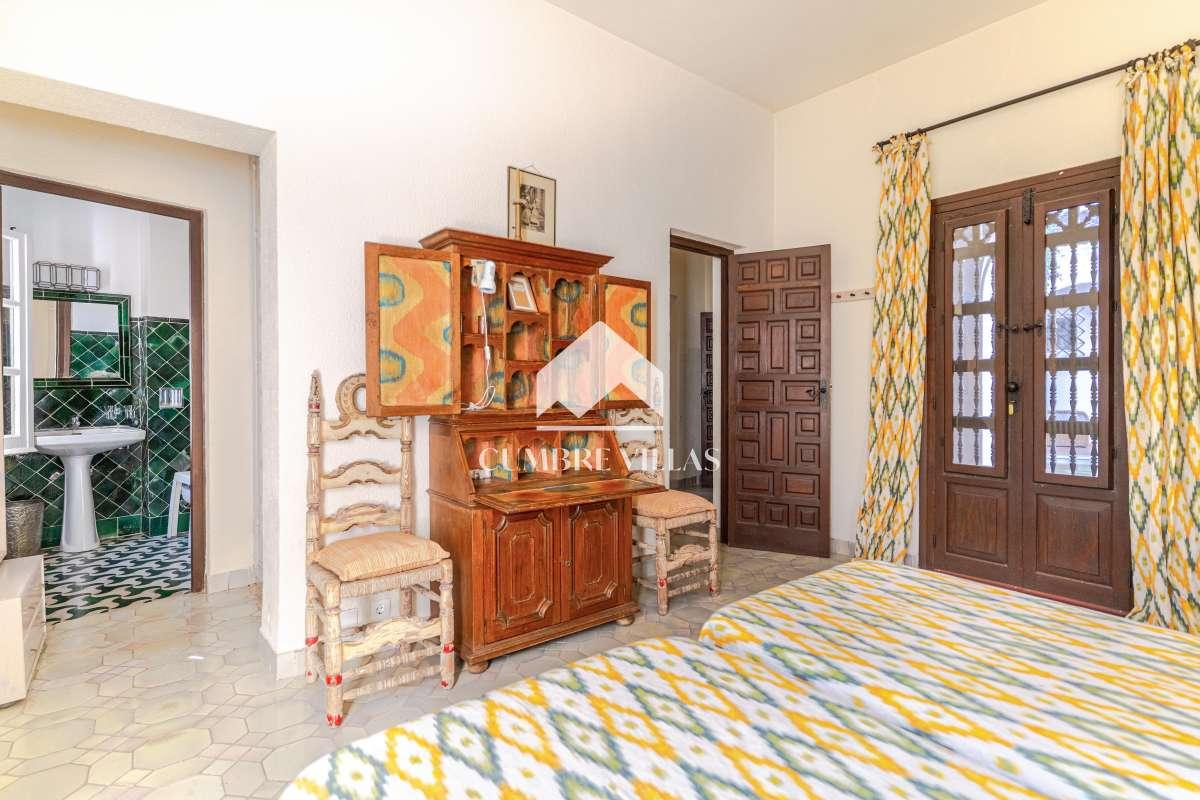 Villa for Sale in Salobreña