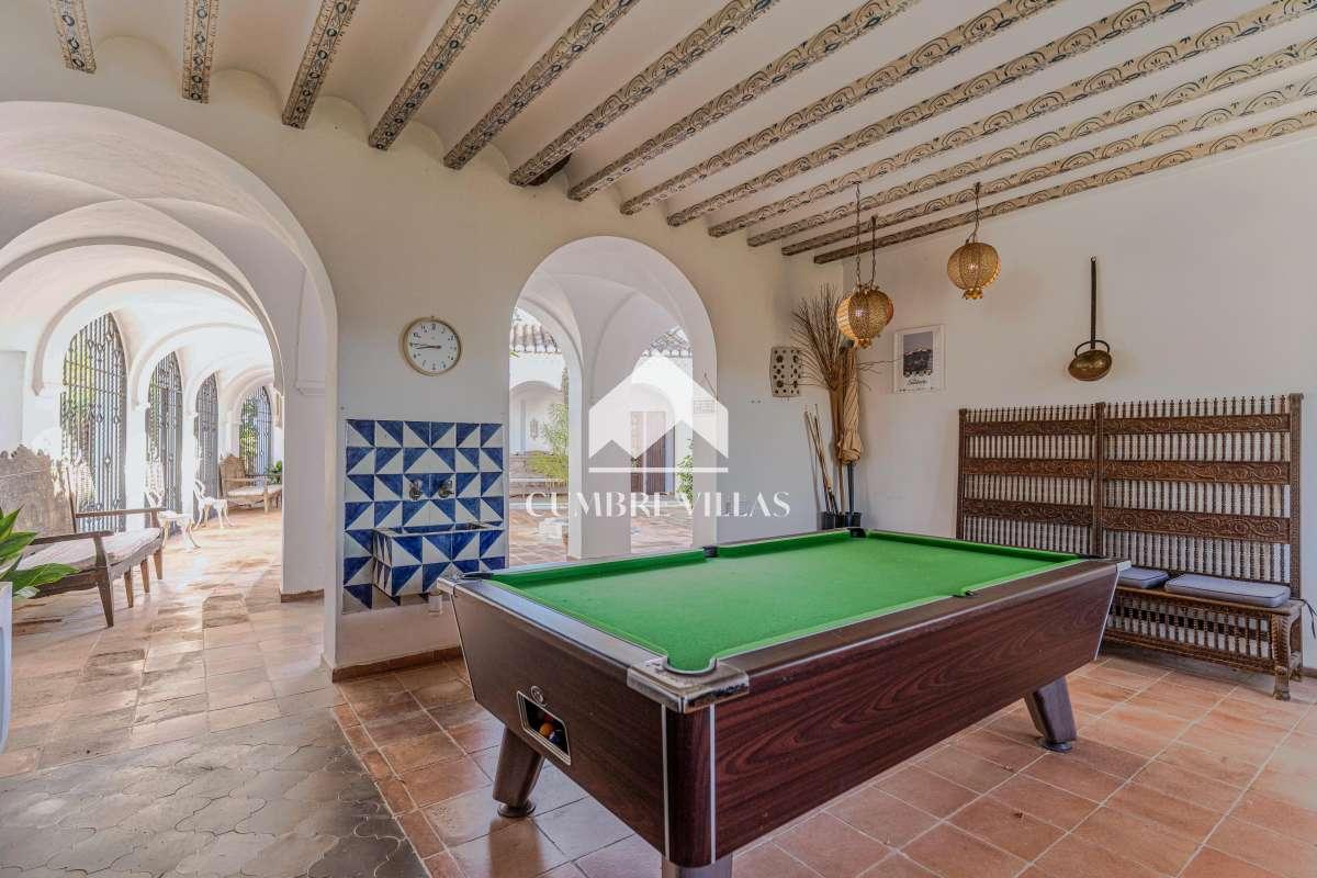 Villa for Sale in Salobreña