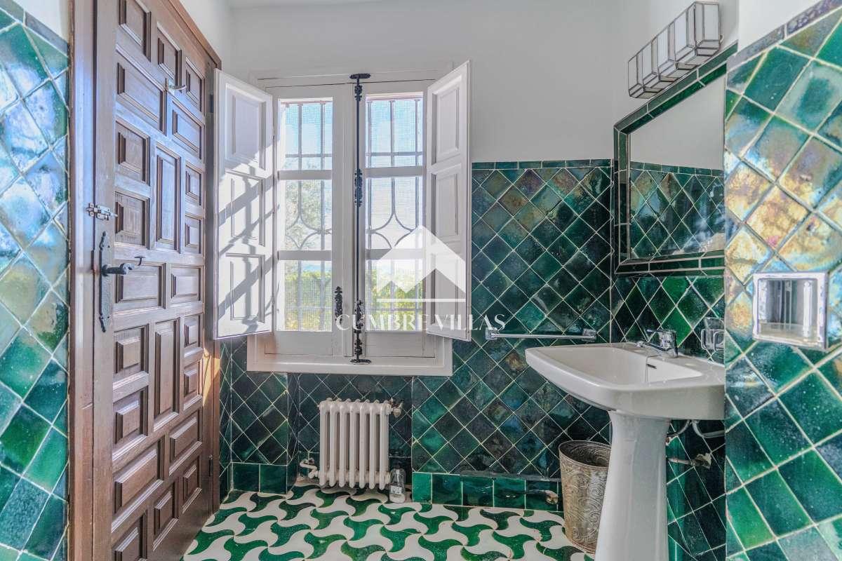 Villa for Sale in Salobreña