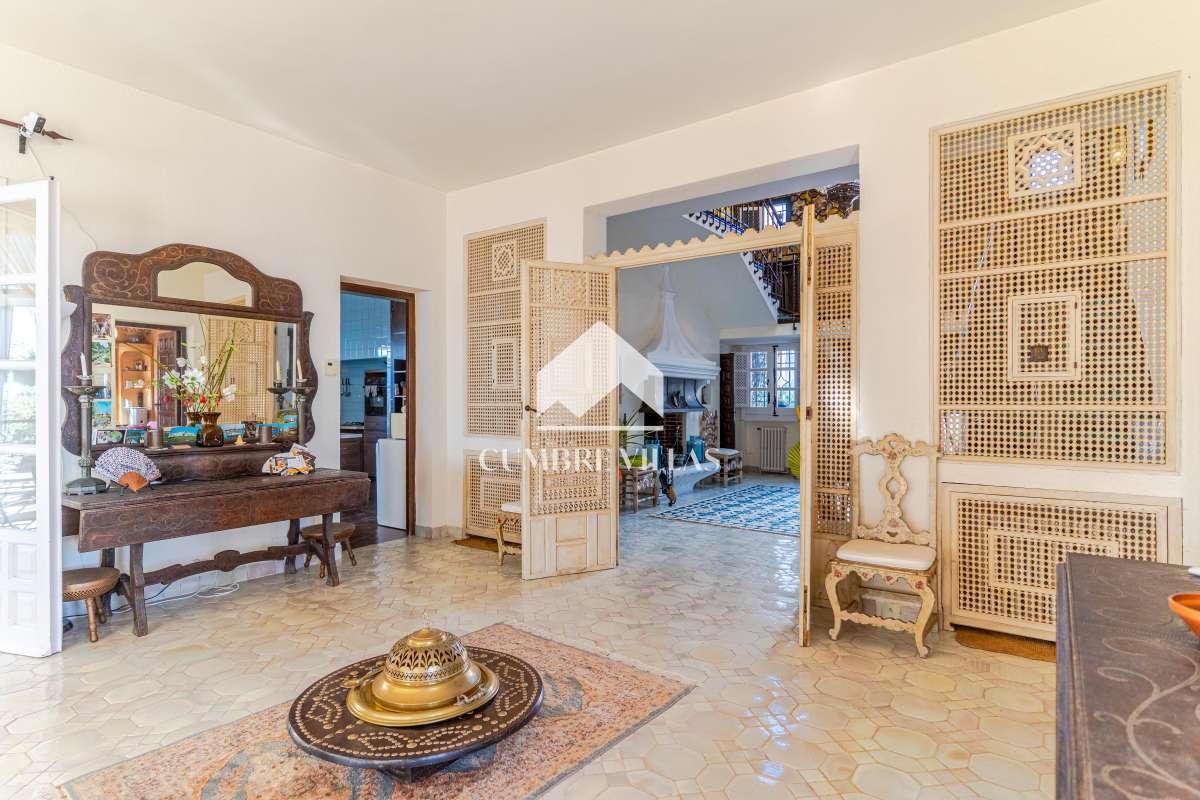 Villa for Sale in Salobreña