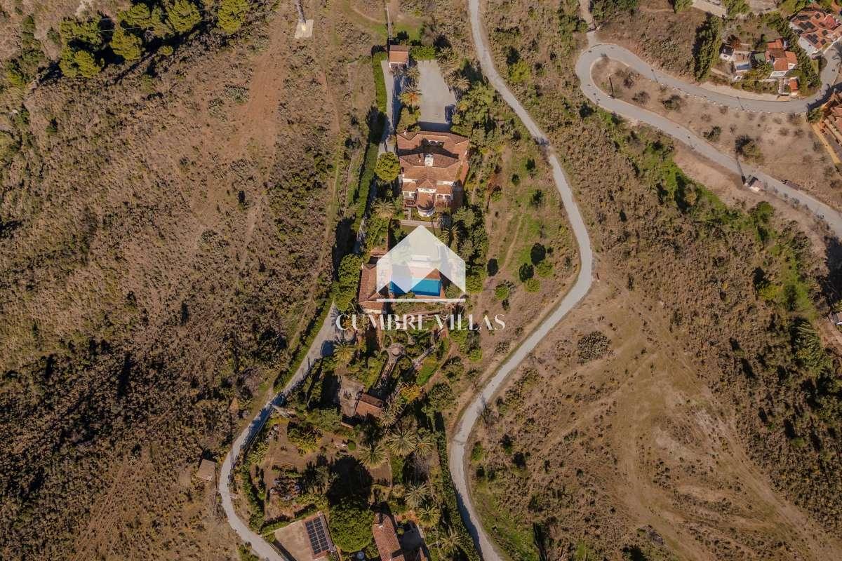 Villa for Sale in Salobreña