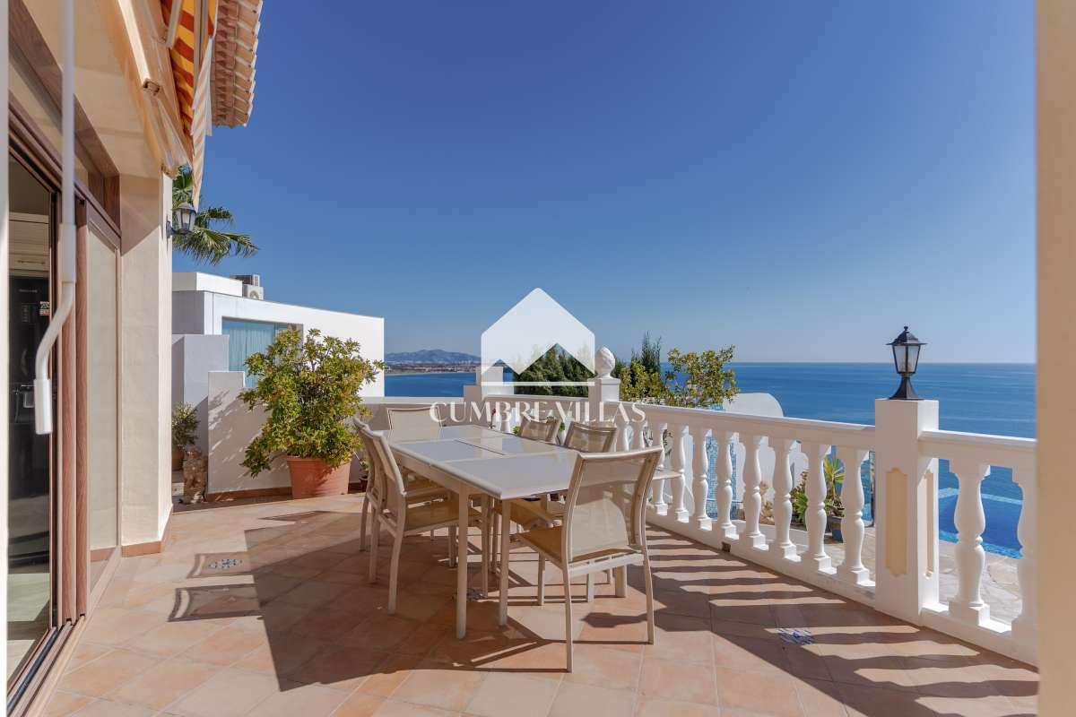 Villa for Sale in Salobreña