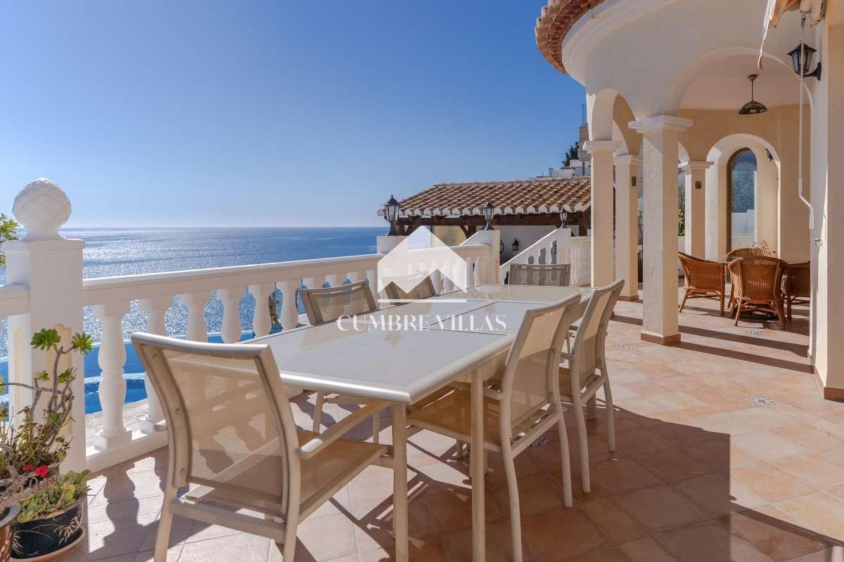 Villa for Sale in Salobreña