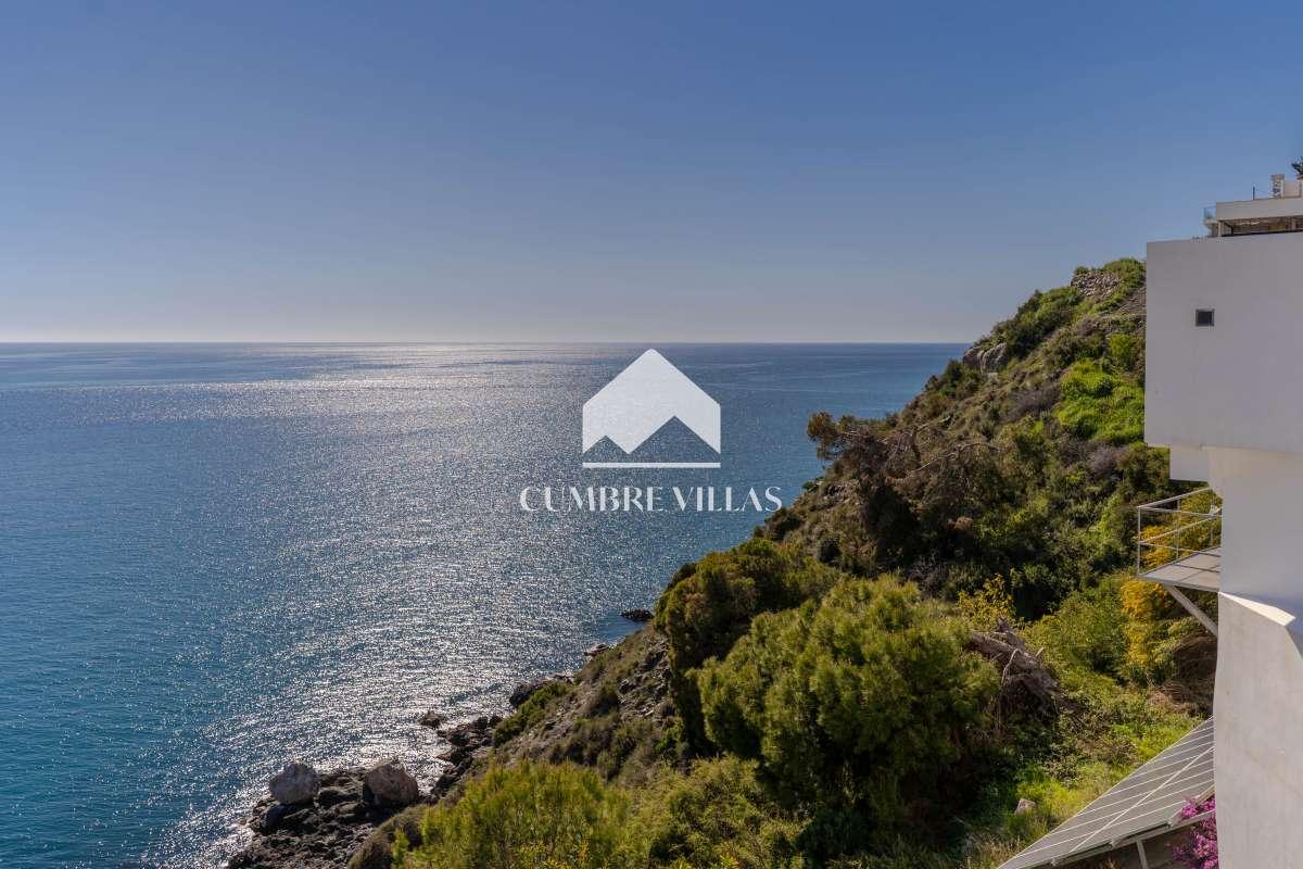 Villa for Sale in Salobreña