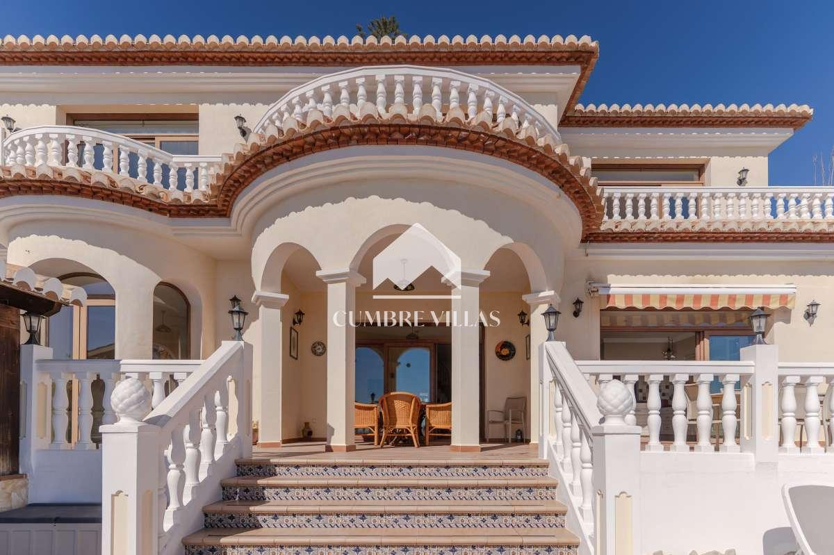 Villa for Sale in Salobreña