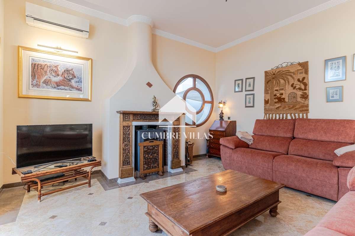 Villa for Sale in Salobreña