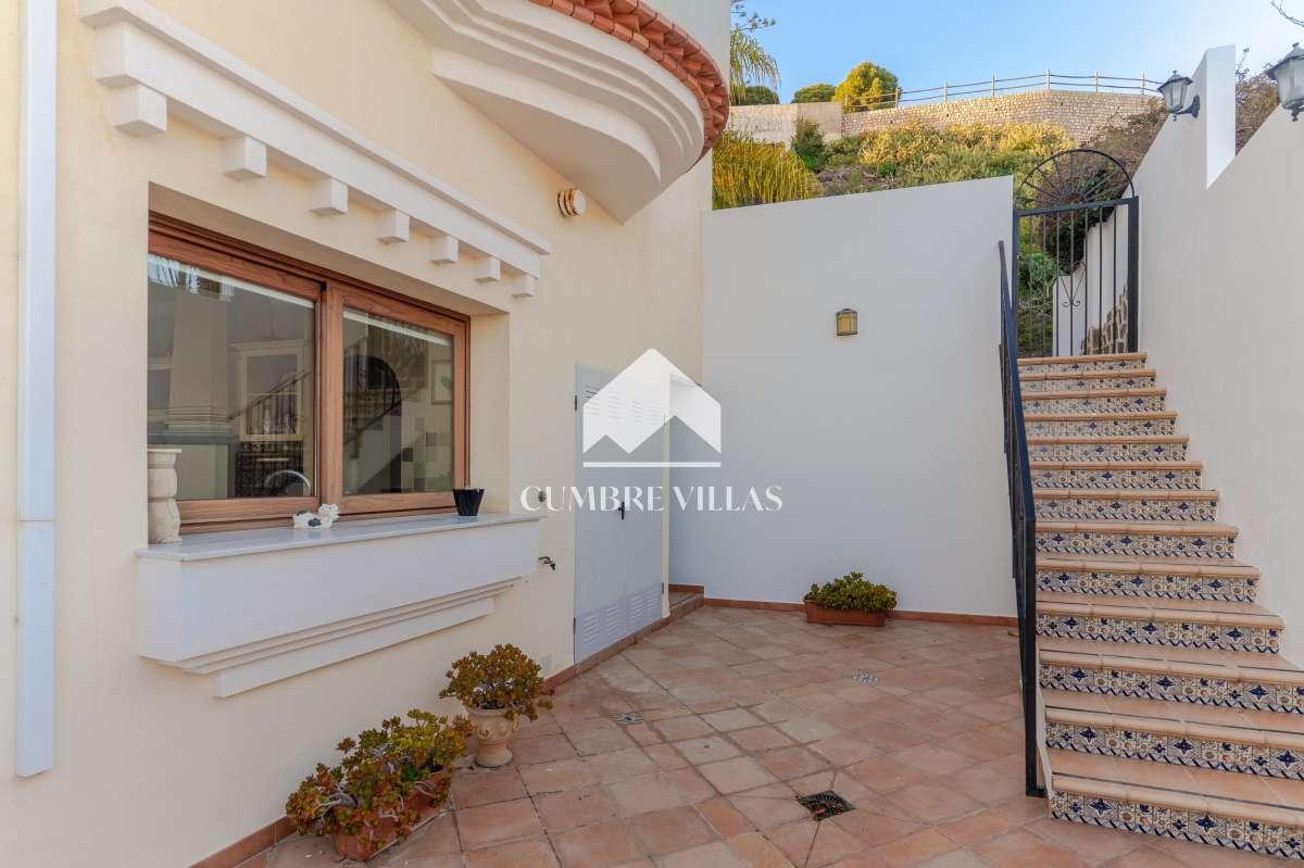Villa for Sale in Salobreña